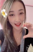 【36岁嫂子吕彤】有人说光看我嫂子模样就觉得她很骚 你们觉得呢2