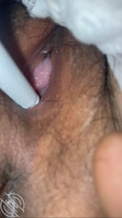 悄悄往女友逼里怼根烟 1
