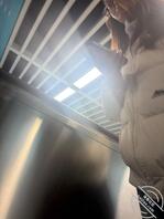 又拍到一个，露脸 身材