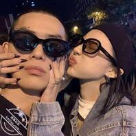 我在人民广场吃着炸鸡0