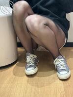 更衣室系列2，等天气暖了准备搞一搞漏出？0