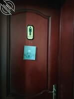 自己打印照片贴在男厕  拍完照用舌头清理便池0