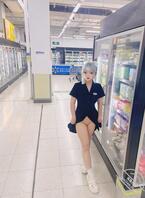 07女友户外露出（沃尔玛超市），第二期。0