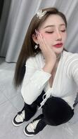 如果你碰到我，你应该怎么办？肯定要透我板子，揉我奶子，最后灌满一板子怂