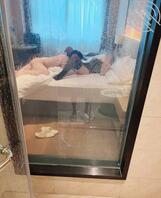 原创十五，关于之前一次不错的约单男体验，单男兄弟给老婆轻松的操上了高潮0