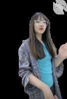 【真实偷拍亲妹妹】年纪轻轻穿这么紧身的裤子和勒的屁股鼓鼓的勾引男人吗？2