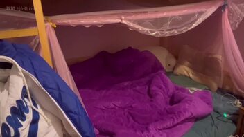 妇女国际版红风