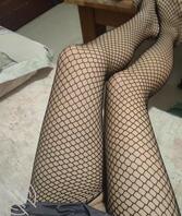 夜晚关于我是寂寞人妻的淫荡认证0