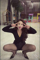 极品骚妈好想操妈妈 对着妈妈的胸罩撸0