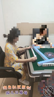 【真实原创】（72）假期和家人打完麻将后，直接就把我妈按在麻将桌上给操了0