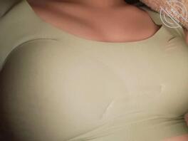 一条喜欢被辱骂羞辱的贱母狗，大家多辱骂辱骂她1