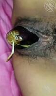 乱伦东北丈母娘，被我操了半年嫌弃岳父不行天天拿茄子自慰（评论送一百金币）2