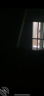回家发现对门邻居开窗洗澡