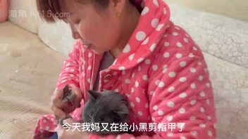 （真实故事）身边的暧昧的母子，请大家评论这对母子是否正常