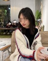 昨晚突然看见妹妹新发的朋友圈0