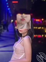 妹妹是社会人，还有纹身，应该很刺激，而且年龄小，是馒头逼，想看的关注我1