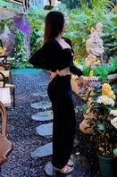 04年母狗女友丝袜脚足交0