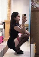 04年母狗女友丝袜脚足交1