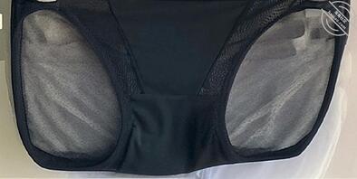 成功送给妈妈丝袜,带着妈妈去拍照回家后内裤都湿了0