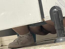 偷拍女厕2