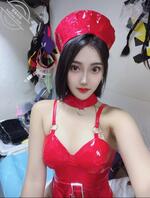 琪琪上班的时候 打扮的怎么样啊 主人们喜欢吗？2