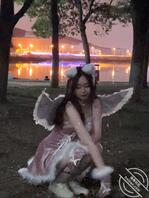 极品嫩大学生被偷拍，个个粉嫩极品0