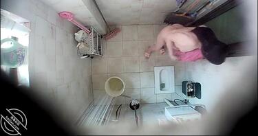 岳母丰满多姿，秀色可餐 2