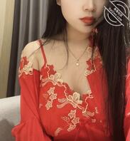 骚的很，全程自动，人妻发骚，水多0