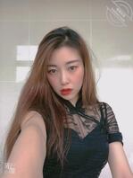 我离婚在家的妹妹，之前就觉得是个小屁孩离婚回来觉得越来越有女人味2