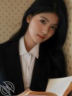 长大后的赵蕴卓更适合当精盆了，真想操死母狗女儿