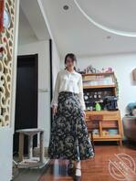 风韵犹存的熟女老a8老师自曝海友们评论过四十分享我真空旗袍上课照喔1