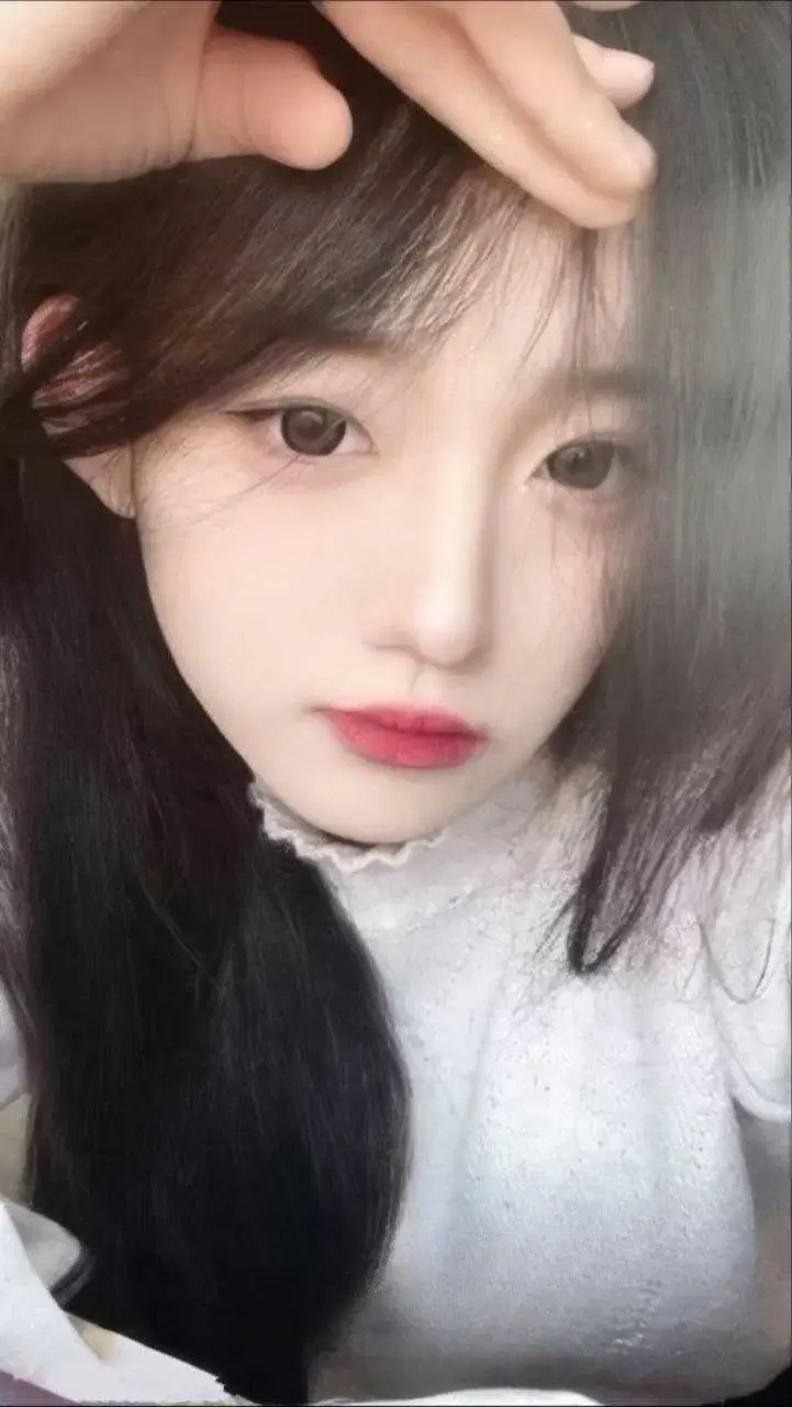 中国好女友！约闺蜜吃饭蹦迪 把闺蜜灌醉交给男友肆意蹂躏