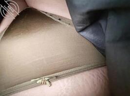 偷拍妈妈的时候发现她奶子和屁股这么大