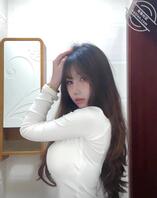 骚女儿睡觉不穿衣服2