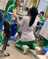 有老哥能让女孩去拍校服妹尿尿吗0