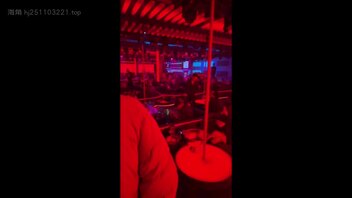 我是弟弟的女朋友，公开露面