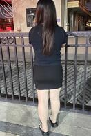 嫂子和小叔子去公园，嫂子还特意穿上短裙丝袜，真是……0