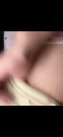 原创绿帽偷拍录屏大一单纯女友打视频看小嫩逼，有一次居然有白带给大家欣赏下