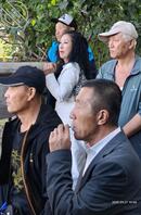 公园老头乐（这老逼这身白衣服看着还挺招操）0