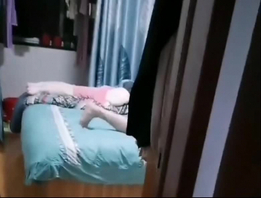 聚餐喝酒后兄弟当面操媳妇