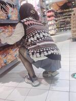 (原创2)我陪亲嫂子逛超市,嫂子的黑丝看的我热血喷张,鸡巴涨的好难受..2