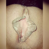 骚老婆想看蝴蝶屄被射屏  可语音 哪位粉丝保存最后的那个视频 被删除