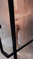 继续分享偷拍苗条的老婆洗澡2