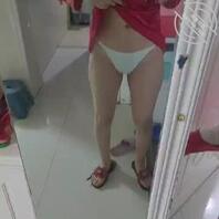 看一下我嫂子的逼怎么样