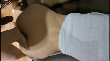 【原创作品11】喜欢被扣逼的女人是不是都很骚，表姐喜欢我扣她的逼1