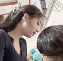 看你这么乖，就再哄你五分钟1