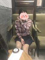 学妹照片搭配苹果的空间壁纸食用更佳