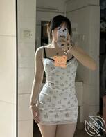 兄弟们，女朋友求屏