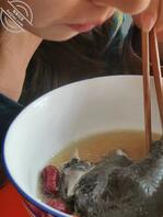 (78)【原创】周末在家和老姐补补血,顺便让老姐这几天歇歇。1