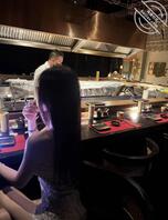 (原创)斥巨资帮兄弟们揭秘空姐名媛私底下的骚逼德行!按在沙发上操到求饶!1